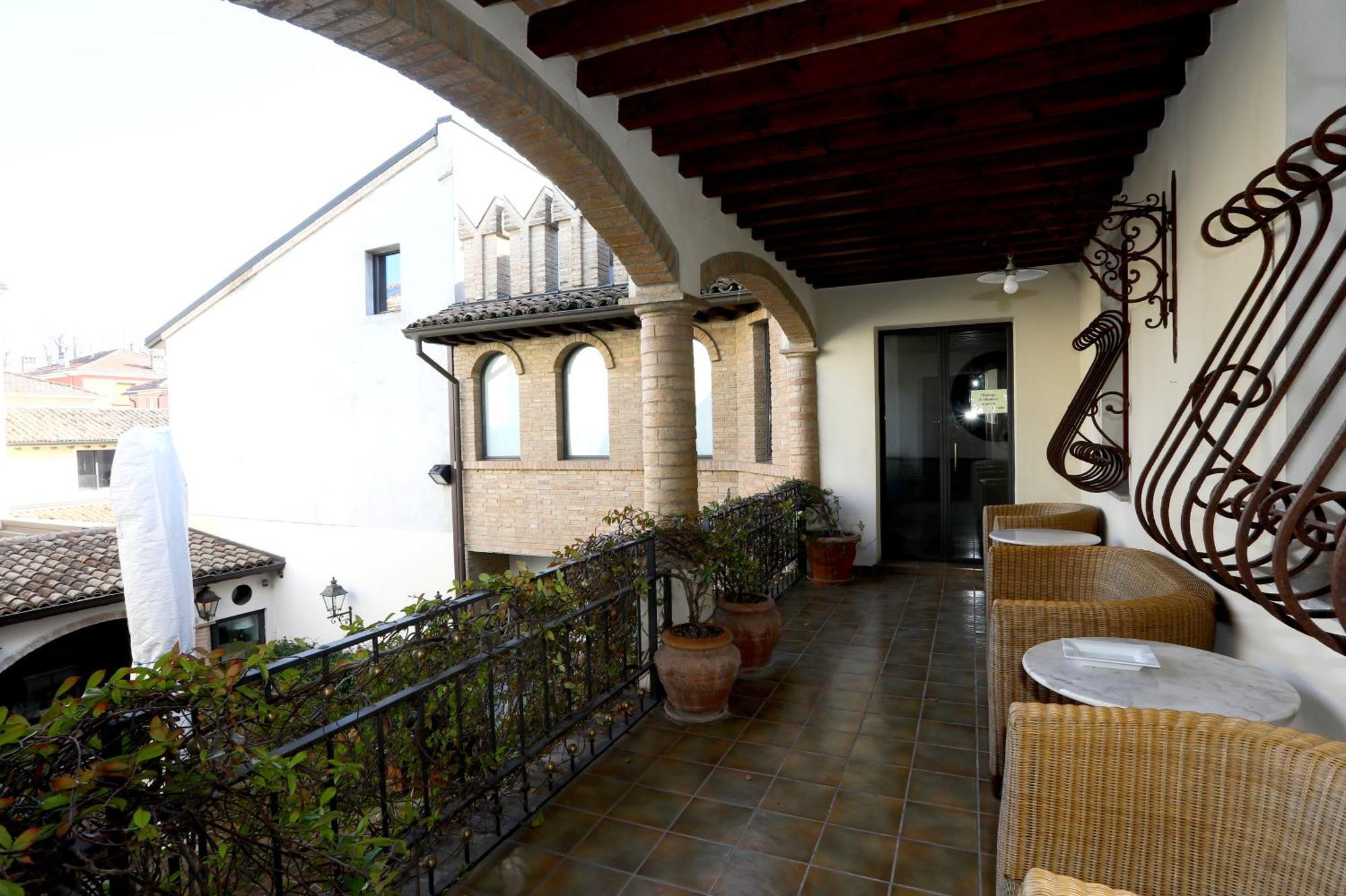 Locanda Stella D'Oro Soragna Exteriér fotografie
